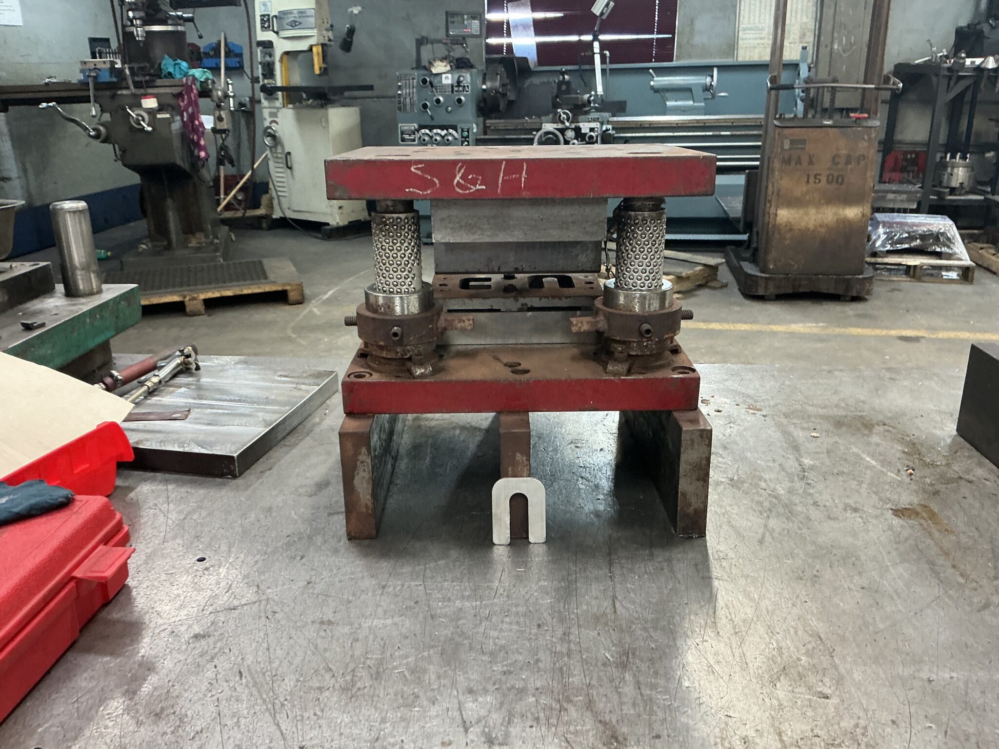 Compound die metal stamping press used for precision stamped parts